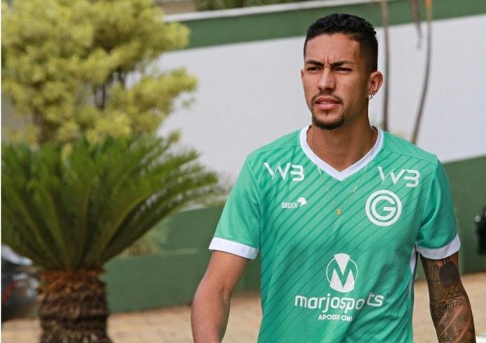 Vila Nova acerta com zagueiro ex-Goiás, que estava no futebol boliviano