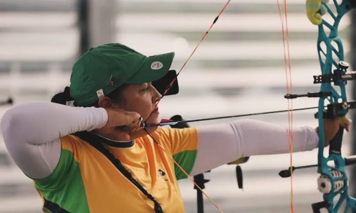Com medalha de bronze de Jane Karla, goianos fecham torneio de tiro com arco em Dubai