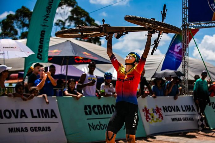 Após vitória em Minas, Raiza Goulão sobe no ranking mundial de Ciclismo Mountain Bike