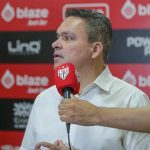 ADSON ATLÉTICO-GO FOTO BRUNO CORSINO COLETIVA