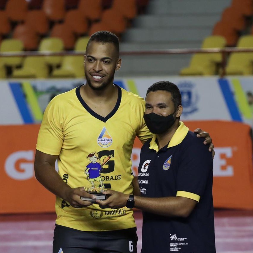 Melhor jogador do Goiás Vôlei na semifinal, Peron comemora atuação:  sentimentos muito bons - Esporte Goiano