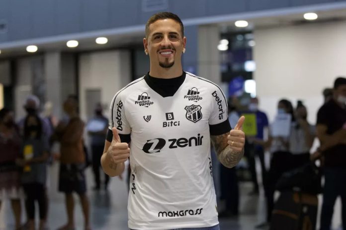 Goiás acerta contratação de Matheus Peixoto, mas assinatura fica para o fim do mês