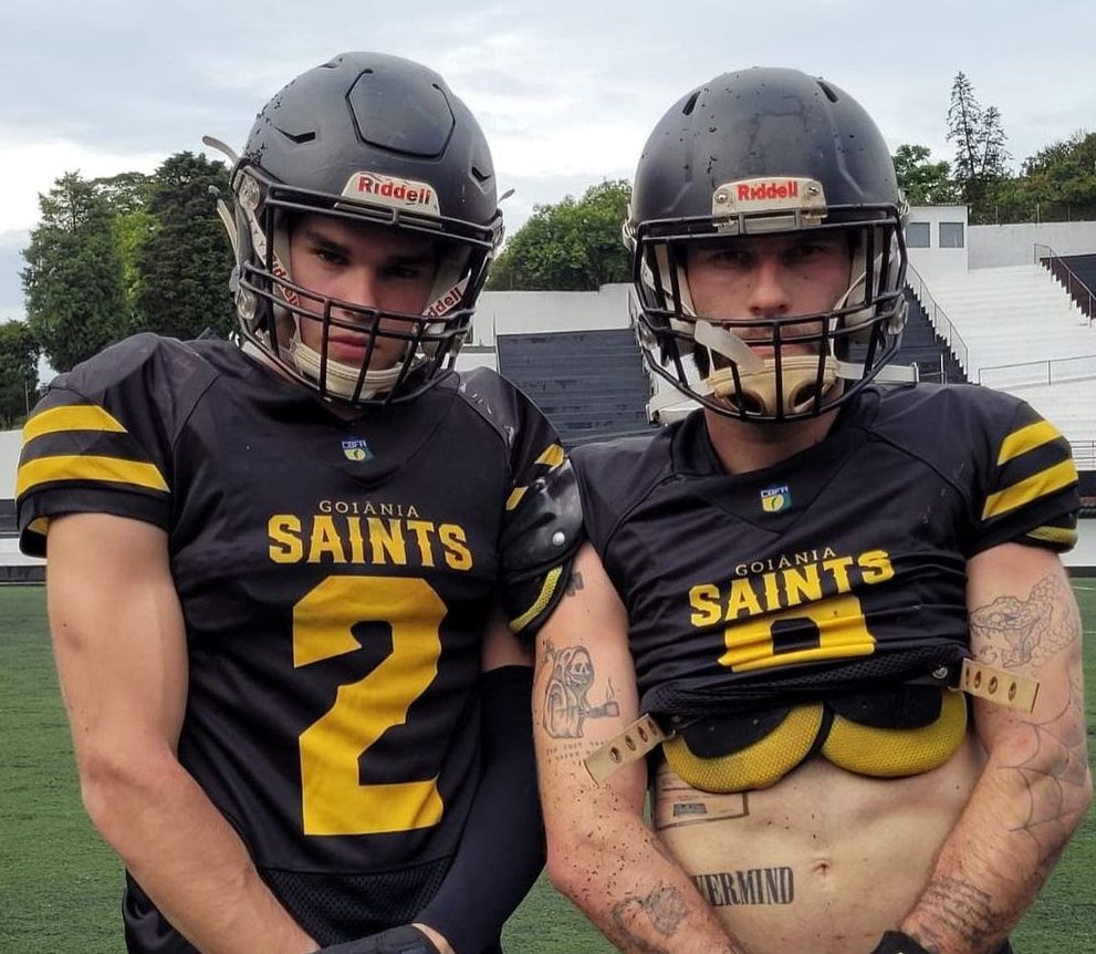 Dois jogadores do Goiânia Saints se destacam em evento de futebol