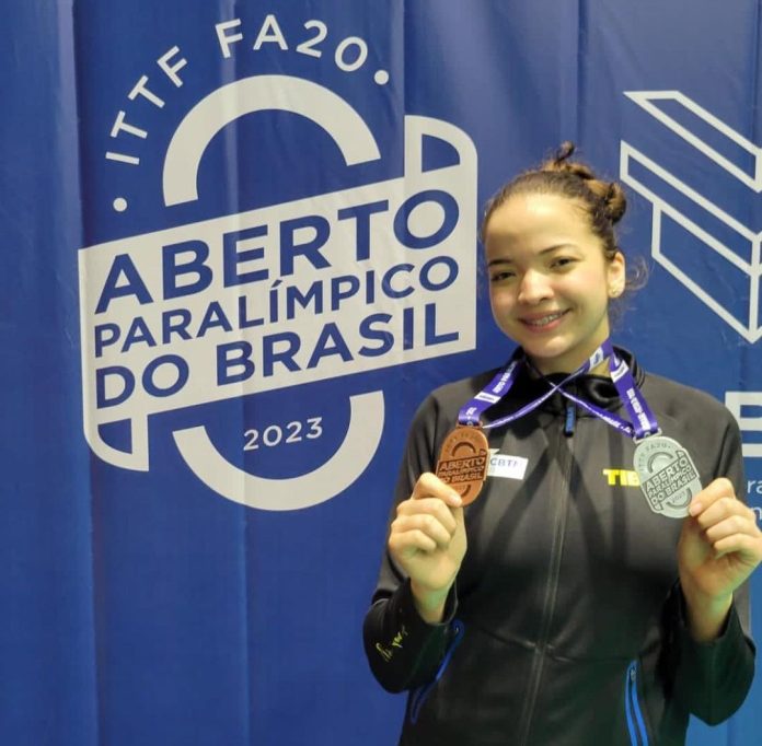 Lethicia Rodrigues fatura medalhas de prata e de bronze no Para Open Brasil de Tênis de Mesa