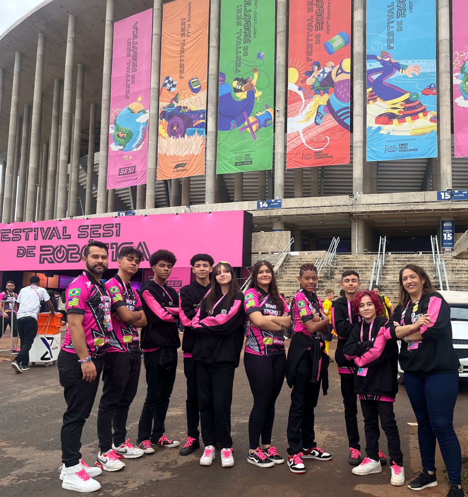 Equipe de robótica do Campus Patrocínio conquista 2º lugar em torneio  internacional