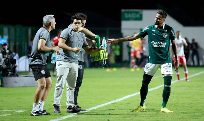 Lesionado, Diego Gonçalves deve ficar fora dos próximos jogos do Goiás