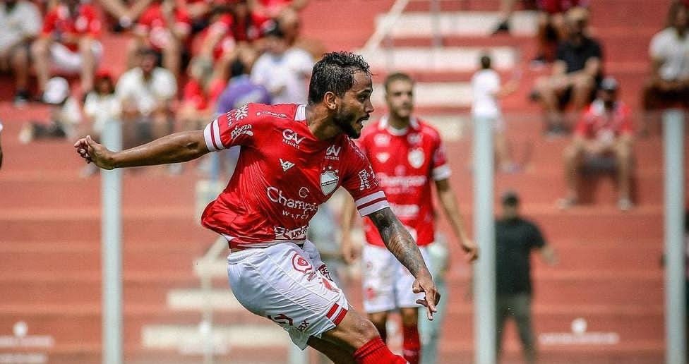 Ralf renova contrato e fica no Vila Nova em 2024