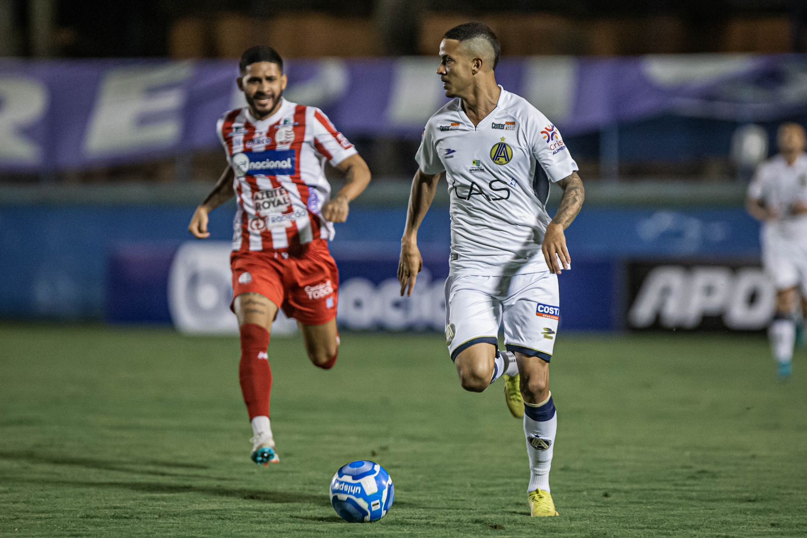 Aparecidense deslancha no segundo tempo, bate o Náutico e pontua na Série C