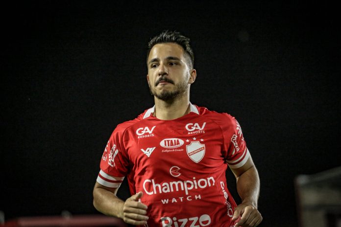 Após defender o Vila Nova na temporada passada, Matheuzinho é anunciado por time da Série C