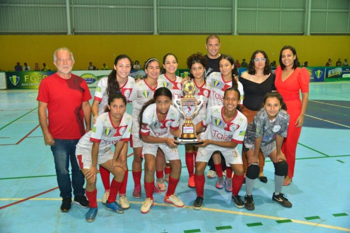 Municipal de Futsal de Aparecida de Goiânia terá premiação igual para feminino e masculino