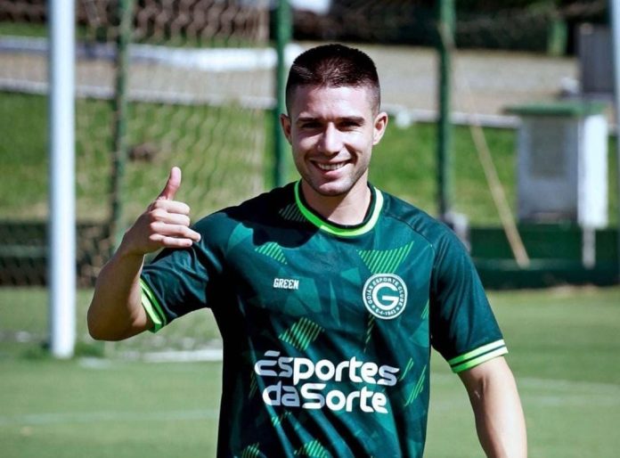 Atlético-GO faz proposta e se aproxima de acerto com Palacios, que estava no Goiás