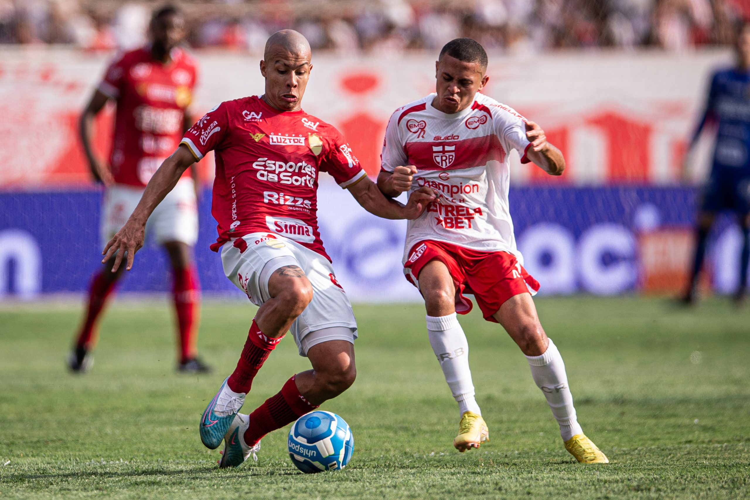 Vila Nova lamenta chances de gol perdidas após tropeço no OBA