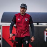 Jair Ventura técnico Atlético Goianiense Foto Ingryd Oliveira (1)