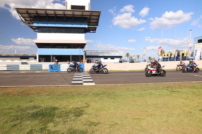 Moto 1000 GP inicia 6ª etapa, em Goiânia; confira os primeiros ganhadores