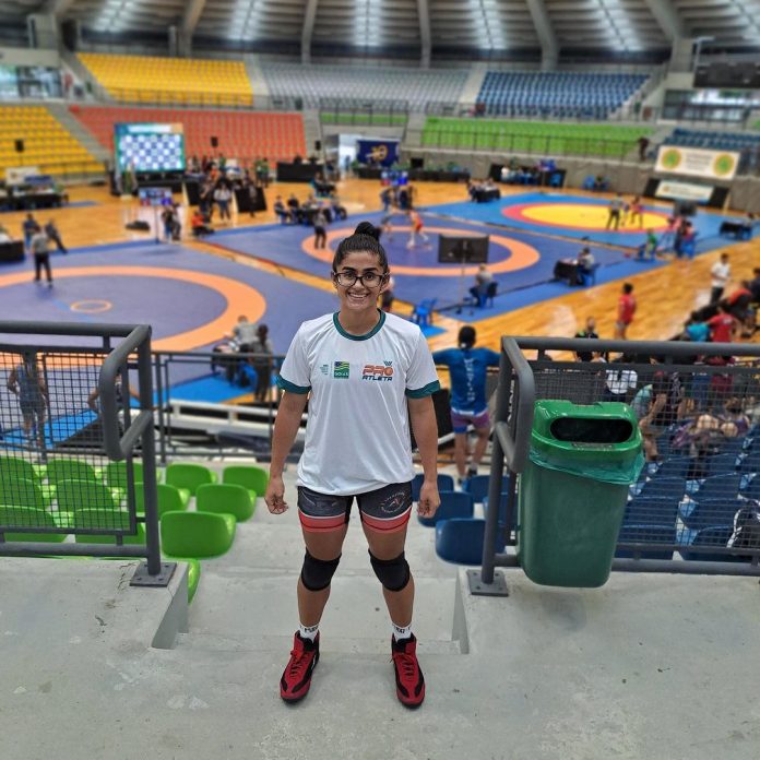 Atleta goiana, Andressa Garcia fecha participação no 3º Brasileiro Sênior de Wrestling