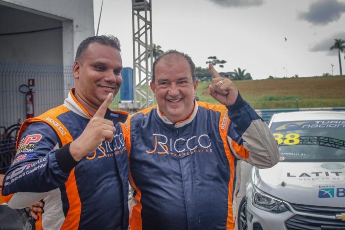 Ewerson Dias e Leandro Reis firmam pole position da 1ª etapa da Endurance, em Goiânia