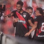 Alix gol Vila Nova x Atlético-GO