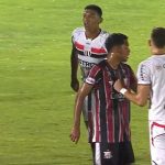 Botafogo-SP x Anápolis Foto Reprodução Premiere (2)