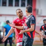 Bruno Mathias Vila Nova x Atlético-GO Roberto Correa