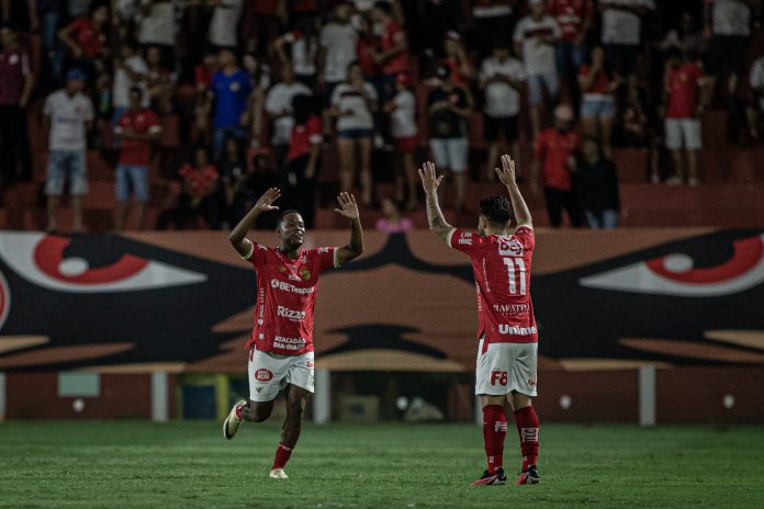 Vila Nova bate Rio Branco e se classifica para enfrentar o Goiás na Copa Verde