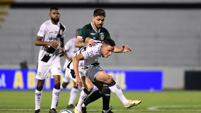 Goiás sofre gol no final e deixa escapar a vitória contra a Ponte Preta - EG