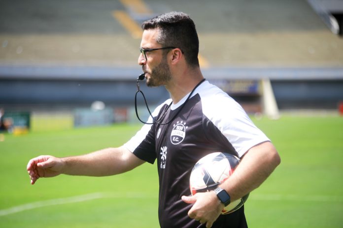 William Campos - Técnico Goiânia