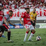 Diego Torres em Vila Nova x Anápolis – grande final do Goianão 2025