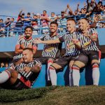 Jogadores do Anápolis comemoram a classificação para a final do Goianão 2025