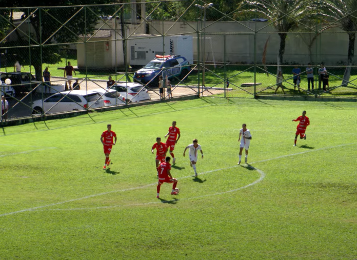 imagem da partida entre guanabara city e vila nova pelo goianão sub-20