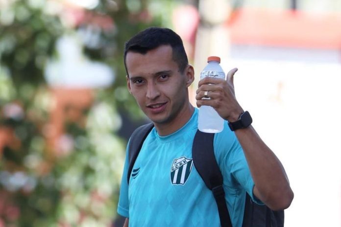 volante giovani, jogador do esporte clube rio verde