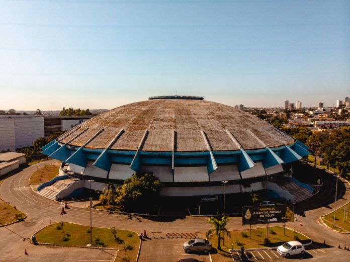 foto do ginásio internacional newton de faria, que vai receber torneio de karatê, jiu-jitsu, kickboxing e boxe