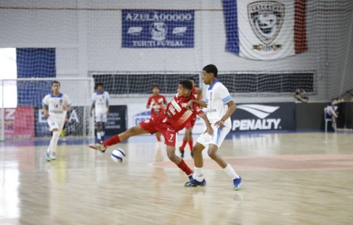 foto da partida entre Serp e Olaria pela Taça Brasil Sub-16
