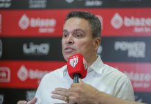 Adson após vitória do Atlético-GO no clássico: “mostramos nossa grandeza”