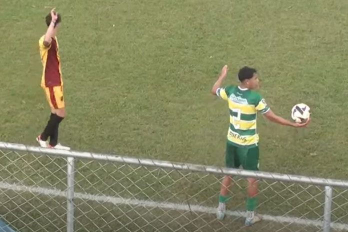 foto da partida entre santa cruz x planalto pelo goianão sub-17 da 2ª divisão