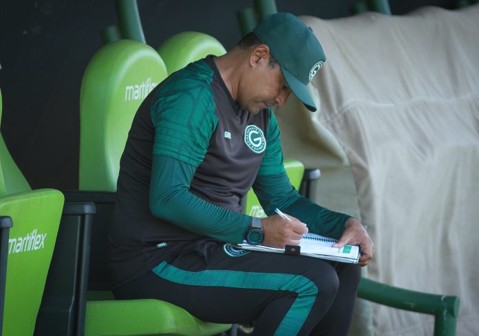foto do treinador glauber ramos