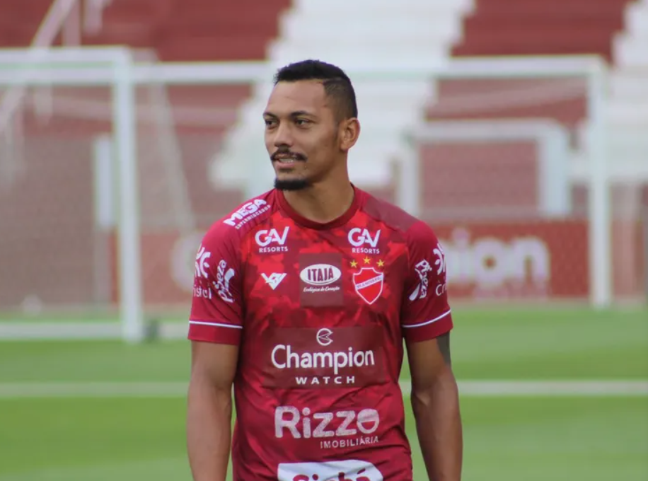 alex silva lateral direito