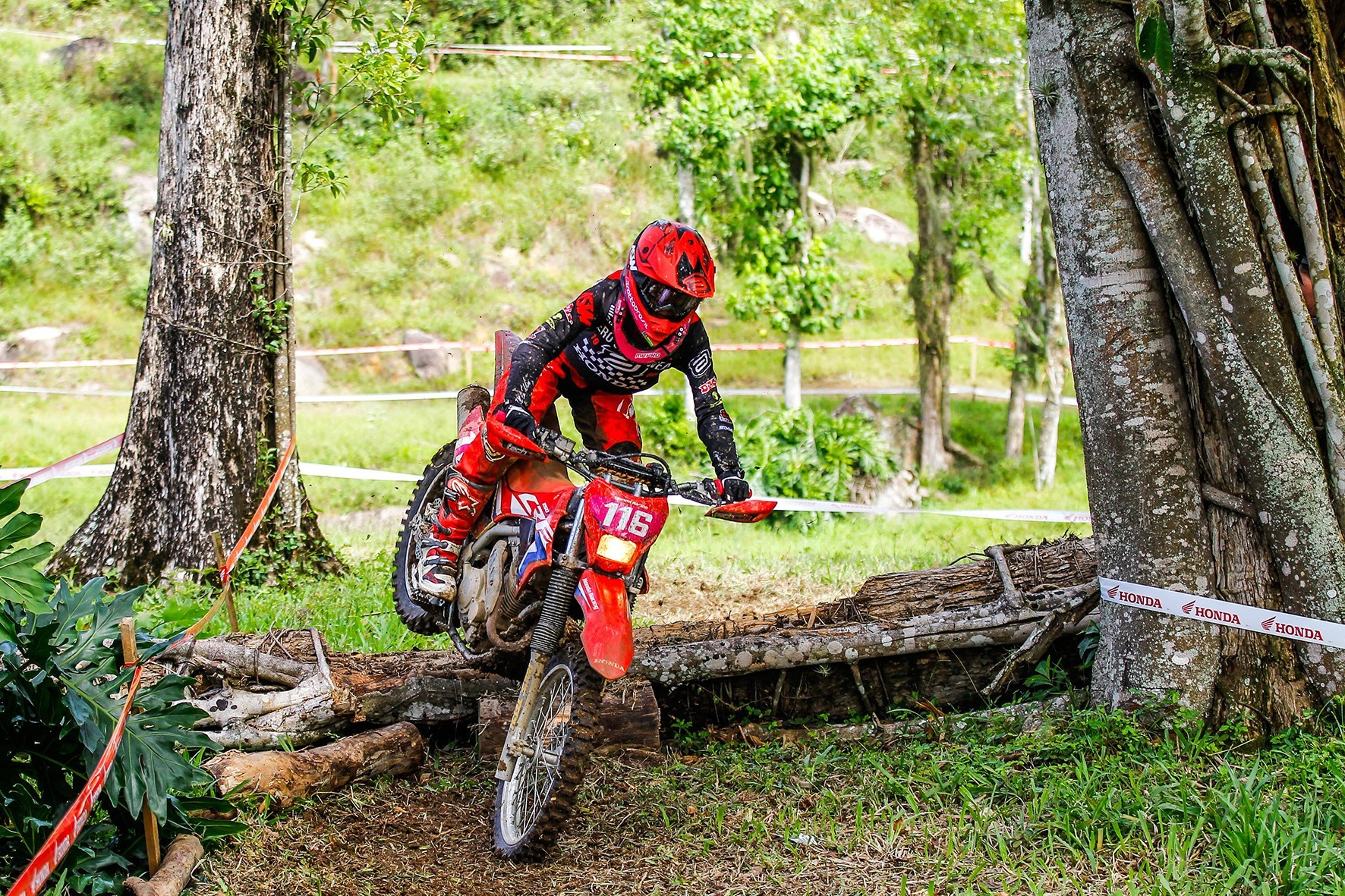 barbara neves enduro motociclismo