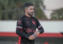 Ex-Vila e Atlético-GO, Rafael Lacerda será técnico de time da Série A do Brasileiro