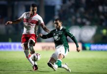 Goiás marca gol relâmpago, mas sofre virada do CRB e aumenta crise de resultados na Série B