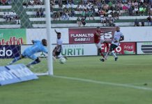 Cesinha decide, Anapolina vence Jataiense e retorna às semis do Goianão depois de oito anos