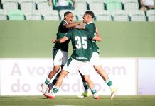 Em boa atuação, Goiás goleia o Crac e assegura vaga nas semifinais do Goianão