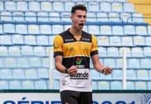 Anápolis acerta contratação de lateral direito do Criciúma
