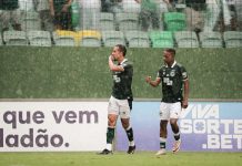 Goiás vence a Anapolina nos pênaltis e volta à final do Goianão após duas temporadas