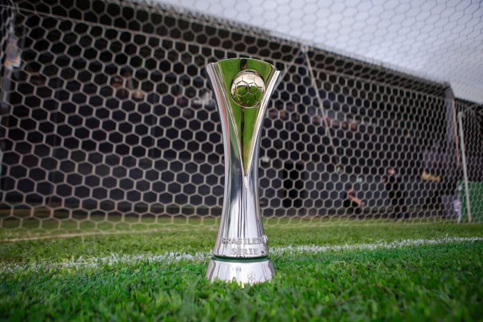 TAÇA DA SÉRIE C FOTO BRENO BABU CBF