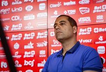Hugo lamenta derrota do Vila no clássico, mas pontua: “não há terra arrasada”
