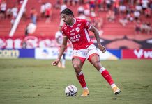 Vila Nova tem desfalque na zaga para enfrentar o Sport Recife