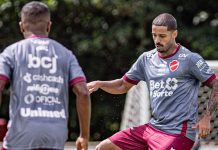 Vila Nova tem retorno de atacante e terá mudanças para encarar a Ponte Preta; confira provável time