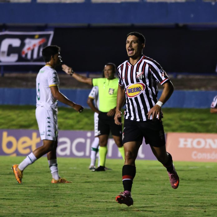 Anápolis goleia cuiabá, e se classifica na Copa Centro Oeste.
