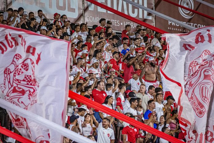 TORCIDA VILA NOVA FOTO ROBERTO CORREA VILA