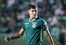 Sem espaço no profissional, atacante do Goiás é emprestado para o Crac